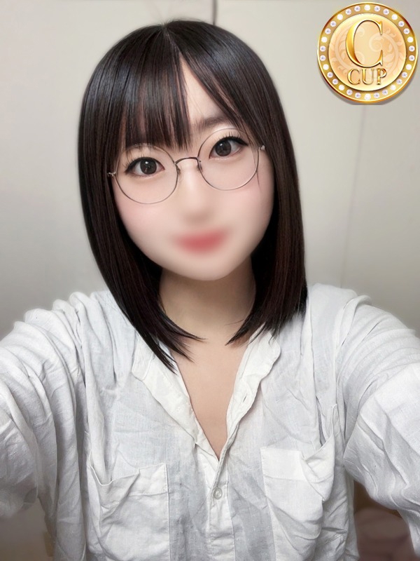 黒髪の敏感メガネッ娘🤓